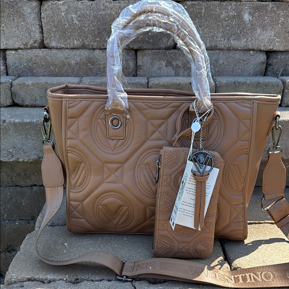 Valentino Orlandi Tan Tote Bag with wristlet New - Picture 7 of 10